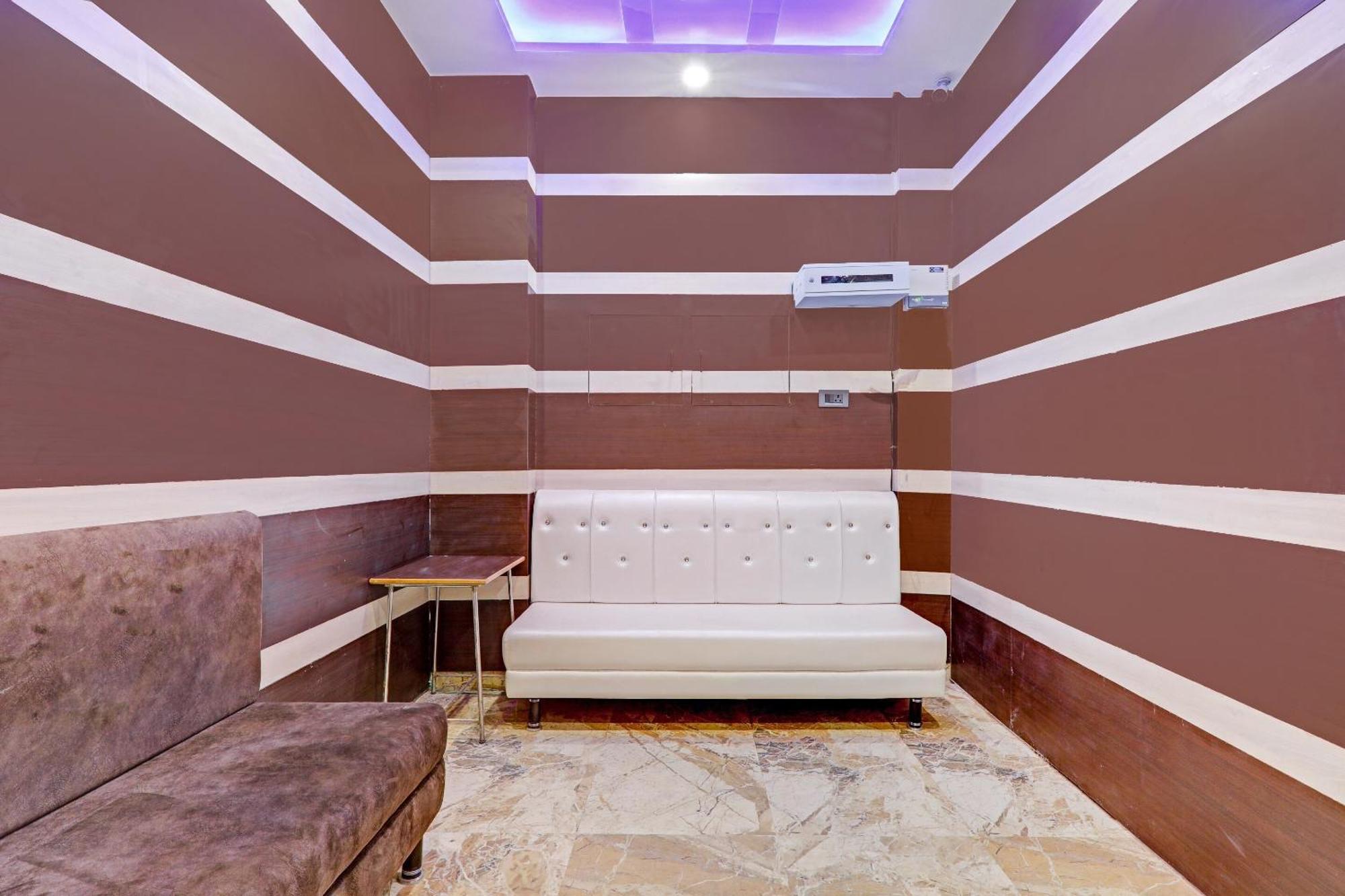 Super Townhouse Riddhi Residency Hotel Lucknow Exterior photo