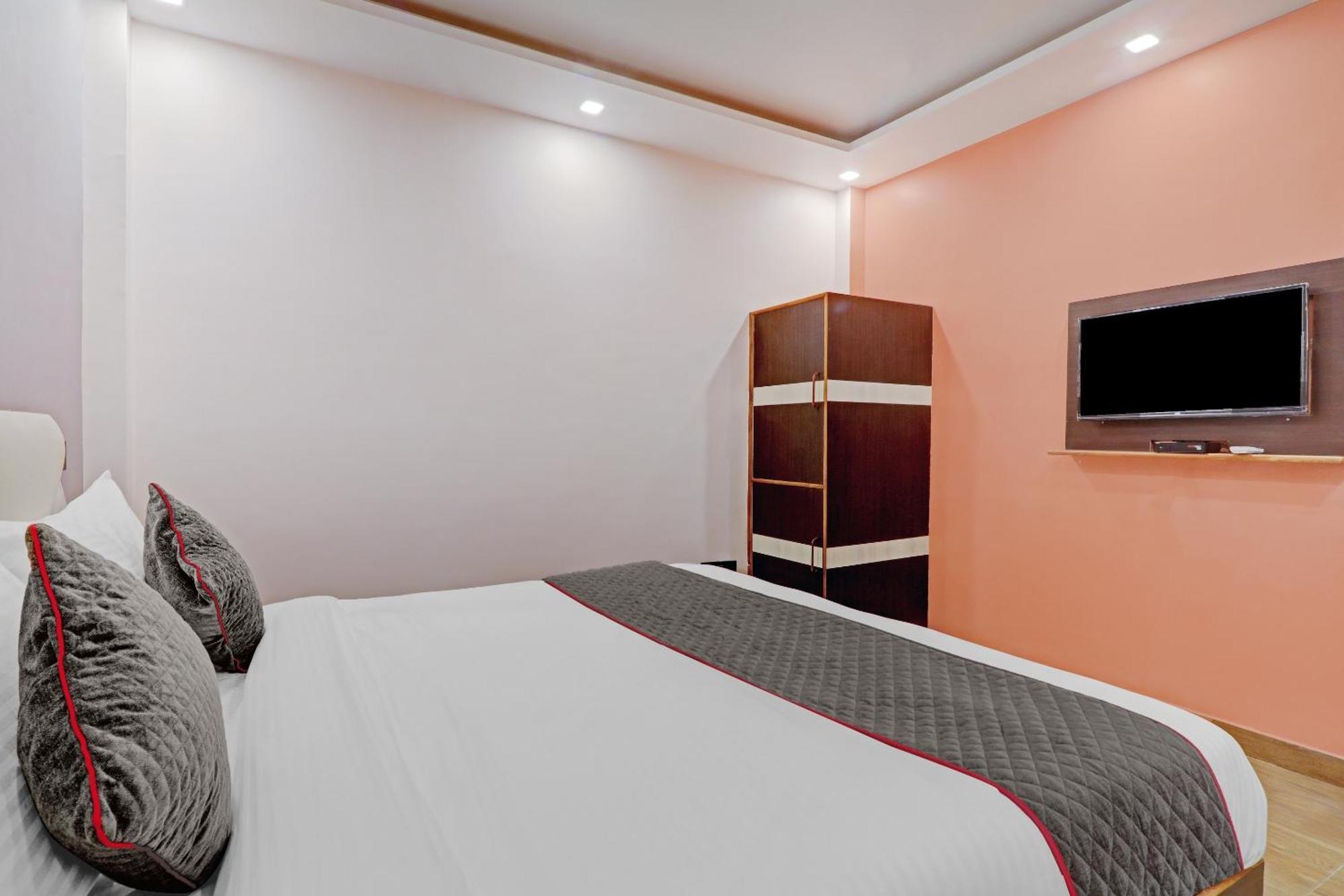 Super Townhouse Riddhi Residency Hotel Lucknow Exterior photo